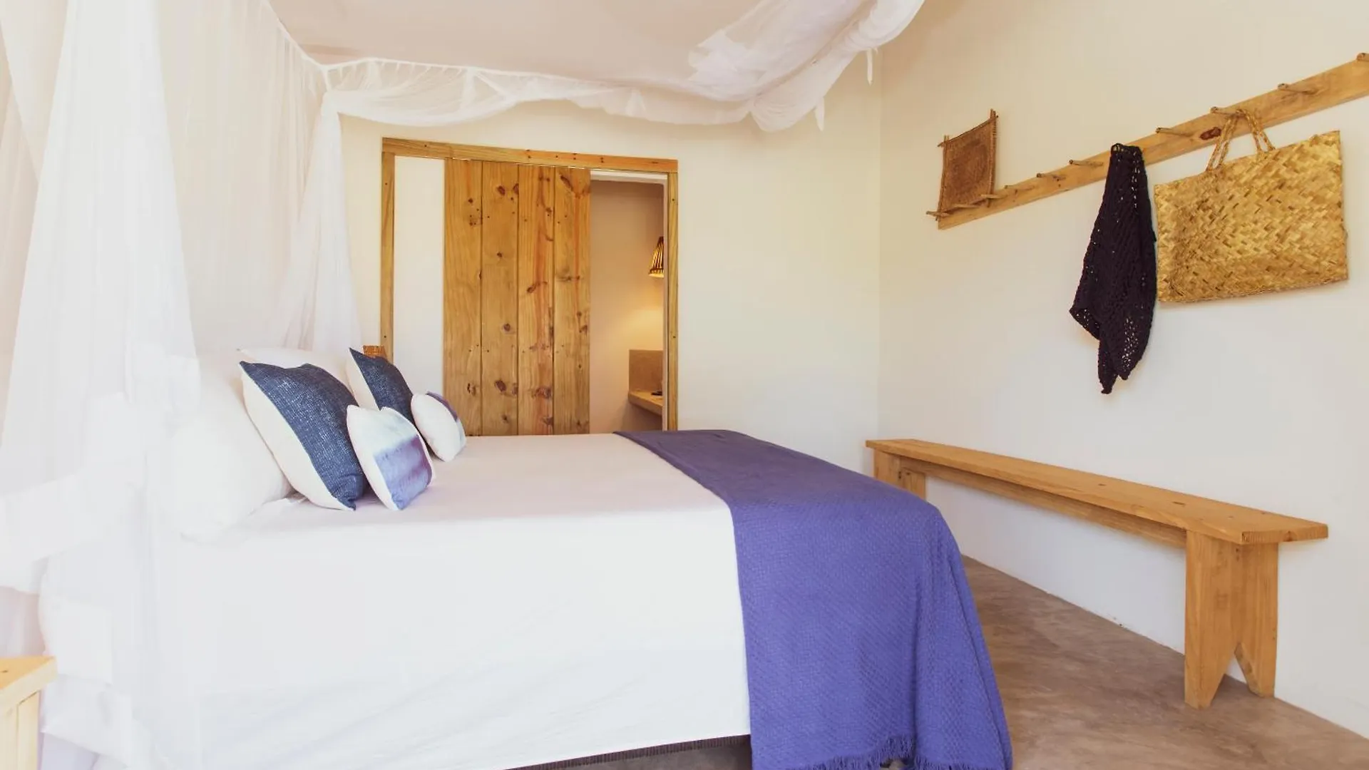 Pousada Caju Marinho - Pe Na Areia Em Barra Velha, Caraiva Bed & Breakfast Porto Seguro